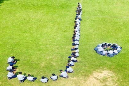 St Soldier News: सेंट सोल्जर के छात्रों ने पृथ्वी पर हॉकी और बॉल बना मनाया राष्ट्रीय खेल दिवस
