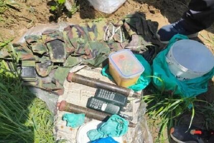 J&K News: पुलवामा में टला बड़ा हादसा, 5 किलो से ज्यादा IED के साथ आतंकियों का एजेंट गिरफ्तार