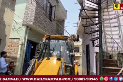 illegal construction of drug peddlers demolished in jalandhar