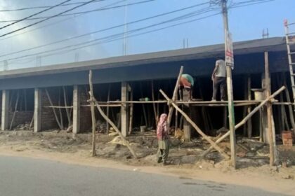 बिल्डिंग ब्रांच के अफसर 'मेहरबान', अवैध रूप से बनवा दिए 12 दुकानों की मार्केट, कांग्रेस नेता ने 'मेयर' के नाम पर की 'दलाली'