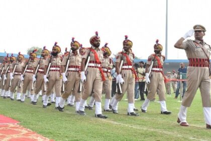 Independence Day 2023: स्वतंत्रता दिवस के अवसर पर सांस्कृतिक विविधताओं की प्रस्तुति ने बांधा समय