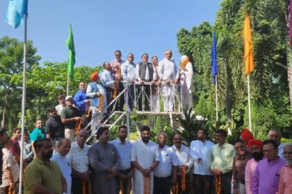 Gandhi Jayanti: भाजपा जालंधर (शहरी) द्वारा महात्मा गांधी एवं भारत रत्न लाल बहादुर शास्त्री की जयंती पर माल्यार्पण कर किया याद