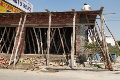 Jalandhar News: नगर निगम की बड़ी कार्रवाई, अवैध निर्माण का रुकवाया काम, भेजा नोटिस