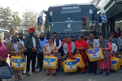 Jalandhar News: विधायक रमन अरोड़ा के कार्यालय से मुख्यमंत्री तीर्थ यात्रा योजना के तहत जत्था हुआ रवाना