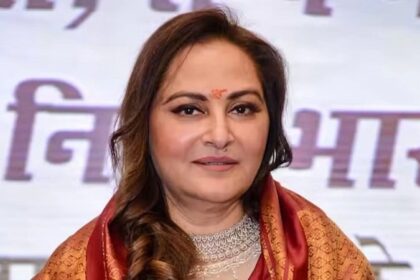 Jaya Prada: पूर्व सांसद को कोर्ट ने घोषित किया फरार, गिरफ्तारी के लिए तलाश में जुटी पुलिस