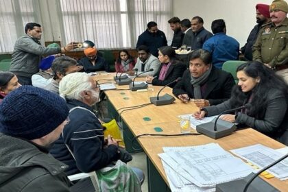 Punjab News: इंतकाल के लंबित पड़े मामले निपटाने के लिए लगाया गया दूसरा विशेष कैंप