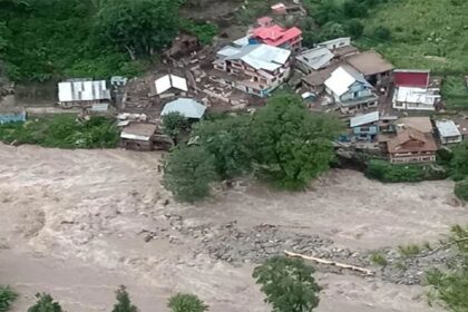 Big News: हिमाचल में फिर फटा बादल, पठानकोट से संपर्क कटा, जेएंडके के किश्तवाड़ में बादल फटने से तबाही, 40 से ज्यादा लोग लापता