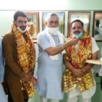 केडी भंडारी से आशीर्वाद लेने पहुंचे BJP के महासचिव भगवंत प्रभाकर व भाजयुमो अध्यक्ष बलजीत प्रिंस