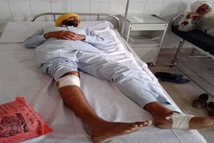 पंजाब: किसानों ने नायब तहसीलदार व स्टाफ को बनाया बंधक, पुलिस ने किया लाठीचार्ज, कई घायल, FIR दर्ज