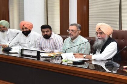 Punjab News: विधानसभा स्पीकर द्वारा ज़िले में स्वास्थ्य सुविधाओं के सुधार संबंधी बैठक