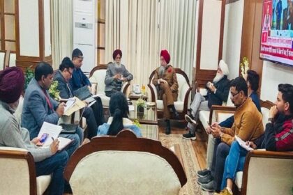 Punjab News: स्पीकर संधवां ने पंजाबी भाषा के अस्तित्व को बचाने के लिए की निवेकली पहल