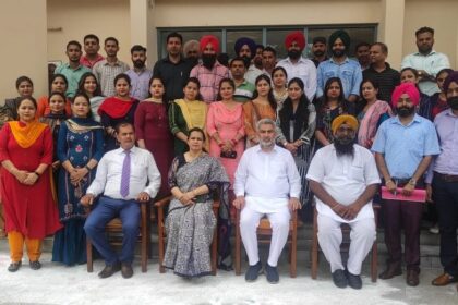 लड़कियों का शिक्षा हासिल करने के लिए आगे आना नयी जागृति का सूचक: लाल चंद कटारूचक्क