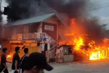 Manipur Violence: हिंसा में मारे गए अब तक 54 लोग, धीरे धीरे सुधर रहे हालात