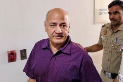 Manish Sisodia: मनीष सिसोदिया को दिल्ली हाई कोर्ट से बड़ा झटका, जमानत याचिका खारिज