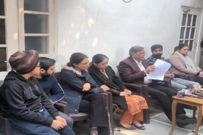 Jalandhar News: भाजपा के पूर्व मंत्री मनोरंजन कालिया ने खराब कानून व्यवस्था पर AAP सरकार को घेरा, बोले- पंजाब में लूट, हत्या और फिरौती के मामले बढ़े, पीड़ितों की शिकायत नहीं सुन रही पुलिस