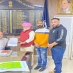 Jalandhar News: मनरेगा योजना के तहत फर्जीवाड़ा करके चहेतों को बांटी जा रहीं रेवडिय़ां- अमरजीत अमरी