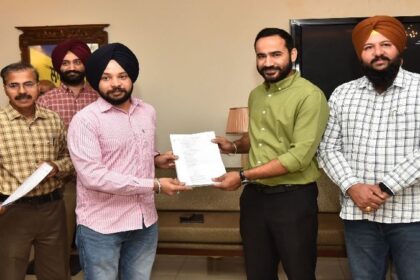 Punjab News: मीत हेयर ने जल संसाधन विभाग के 68 क्लर्कों को दिए नियुक्ति पत्र
