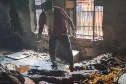 Punjab News: पंजाब में भुजिया की फैक्ट्री में लगी भीषण आग, एक की मौत