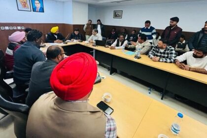 Punjab News: मंत्री बलकार सिंह ने सफ़ाई सेवकों और म्युनिसिपल वर्क यूनियनों के साथ की मीटिंग, दिया यह आदेश