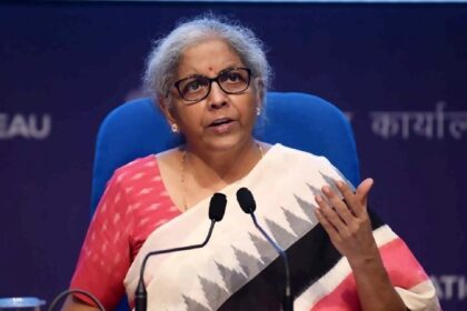 Bank Loan: अब लोन लेना होगा आसान, वित्त मंत्री निर्मला सीतारमण ने किए बड़े ऐलान