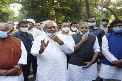 NDA की बैठक के बाद रविवार को नितीश कुमार पेश करेंगे सरकार बनाने का दावा