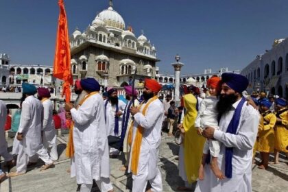 Baisakhi 2023: बैसाखी के मौके पर सिख तीर्थयात्रियों को पाकिस्तान की बड़ी सौगात