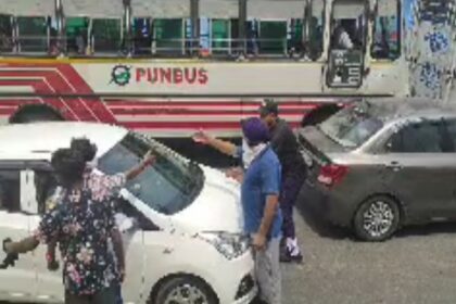 किसानों ने जालंधर में नैशनल हाईवे किया बंद, हाईवे पर लगा लंबा जाम, पब्लिक और किसानों में झड़प, देखें Live