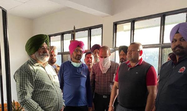 जालंधर तहसील में विजीलैंस का छापा, 10,000 रुपए के साथ पटवारी के गिरफ्तार