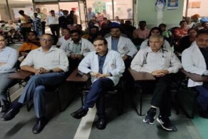 PIMS News: पिम्स में विश्व स्ट्रोक दिवस के अवसर पर मेडिसिन विभाग में लगाया जागरुकता कैंप