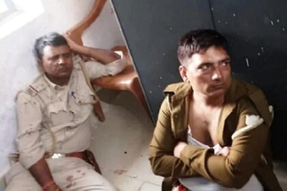 कोर्ट रूम में बहस के दौरान SHO और SI ने जज से की मारपीट, भरी कोर्ट में तान दी पिस्तौल, वकीलों ने दोनों को दौड़ा-दौड़ा कर पीटा
