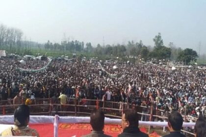 किसान महापंचायत में प्रियंका गांधी की हुंकार, कहा - किसानों को देशद्रोही बताकर मजाक उड़ाने वाला देश भक्त नहीं