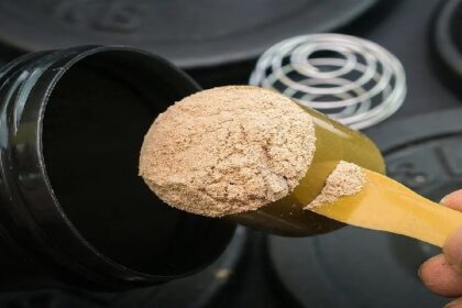 Protein Powder Side Effects: ब्लड प्रेशर से लेकर मोटापा की समस्या तक जाने कैसे खराब है प्रोटीन पाउडर?