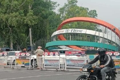 Punjab Band: पंजाब बंद को जालंधर में मिल रहा जबरदस्त समर्थन, चप्पे-चप्पे पर पुलिस तैनात, बीएसएफ चौंक पर लगे बैरिकेड