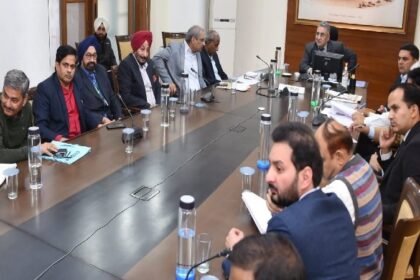 Punjab News: पंजाब के मुख्य सचिव द्वारा कम्प्रैस्ड बायोगैस और बायोमास पावर प्रोजैक्ट डिवैल्परों और उद्योगपतियों की समस्याएँ हल करने के निर्देश