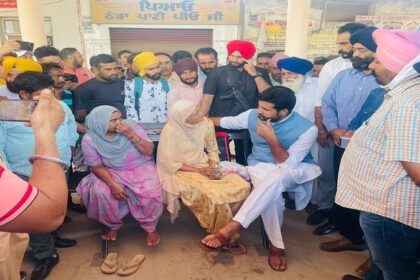 परिवहन मंत्री राजा वड़िंग ने बरनाला बस स्टैंड और PRTC वर्कशॉप की औचक चैकिंग की, यात्रियों से की बातचीत