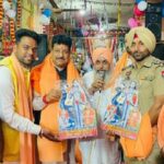 Jalandhar News: शहर में विभिन्न धार्मिक समागमों में प्रभु चरणों का आशीर्वाद लेने पहुंचे विधायक रमन अरोड़ा