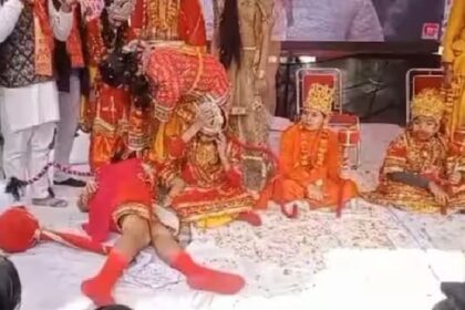 Ramlila: रामलीला में हनुमान का किरदार निभा रहे युवक की हार्ट अटैक से मौत, लोग बजाते रहे तालियां