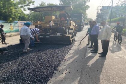 जालंधर: नगर निगम में दो SE और इंजीनियरों की फौज, फिर भी शहर में बन रही है घटिया सड़कें, MLA खुद कर रहे हैं जांच, मेयर और कमिश्नर मौन