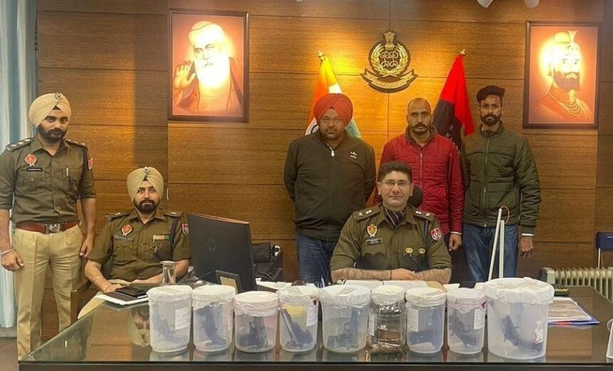 Punjab News: पुलिस को मिली बड़ी कामयाबी, कुख्यात गैंगस्टर जग्गू भगवानपुरिया का साथी गिरफ्तार