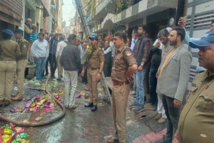 Fire News: पटाखा गोदाम में लगी भीषण आग, तीन लोगों की मौत