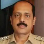 पुलिस अफसर हर महीने कॉल गर्ल को देता था 50 हजार, लड़कियों से 76 लाख के नोट भी गिनवाए