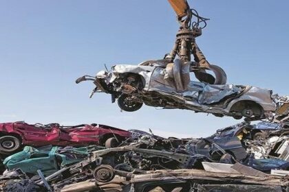 Vehicle Scrappage Policy: 10 साल पुराने डीजल और 15 साल पुराने पेट्रोल वाहन नहीं होंगे जब्त, पढ़ें ये नया आदेश