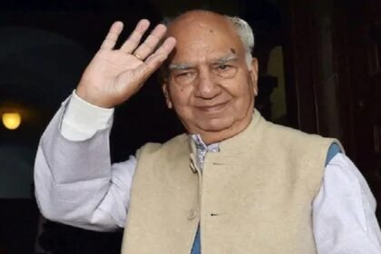 पत्नी के निधन के बाद BJP के पूर्व मुख्यमंत्री शांता कुमार और उनके बेटे को फोर्टिस अस्पताल में किया गया शिफ्ट, जाने वजह