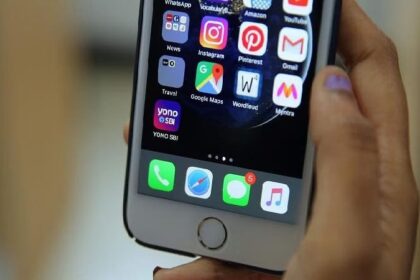 Smartphone Tips: स्मार्टफोन इस्तेमाल करते समय भूलकर भी न करें ये गलतियां, जाना पड़ सकता है जेल