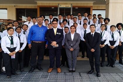 St. Soldier News: सेंट सोल्जर होटल मैनेजमेंट छात्रों ने की इंडस्ट्रियल विजिट, जानी होटल की बारीकियां