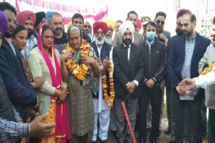 Jalandhar News: सांसद सुशील रिंकू ने शहर में सीवरेज प्रोजेक्ट का रखा नींव-पत्थर
