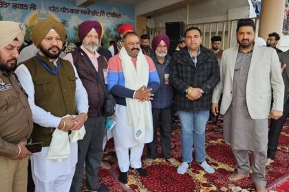 Jalandhar News: सांसद सुशील रिंकू ने बाबा चिंता भगत जी सालाना बरसी समारोह में माथा टेका