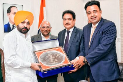 पंजाब में इलैक्ट्रिकल वाहनों का उत्पादन केंद्र स्थापित करेगी टाटा टेक्नोलॉजीस, CM मान ने कहा- सरकार पूरा सहयोग करेगी