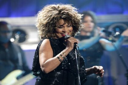 Tina Turner: मशहूर सिंगर टीना टर्नर ने 83 साल की उम्र में दुनिया को कहा अलविदा
