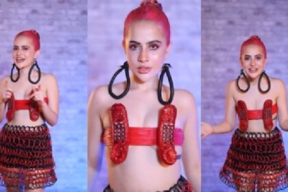 Urfi Javed Video: उर्फी जावेद ने टेलीफोन से बनी ड्रेस पहन किया 'ड्रीम गर्ल 2' का प्रमोशन, देखें वीडियो